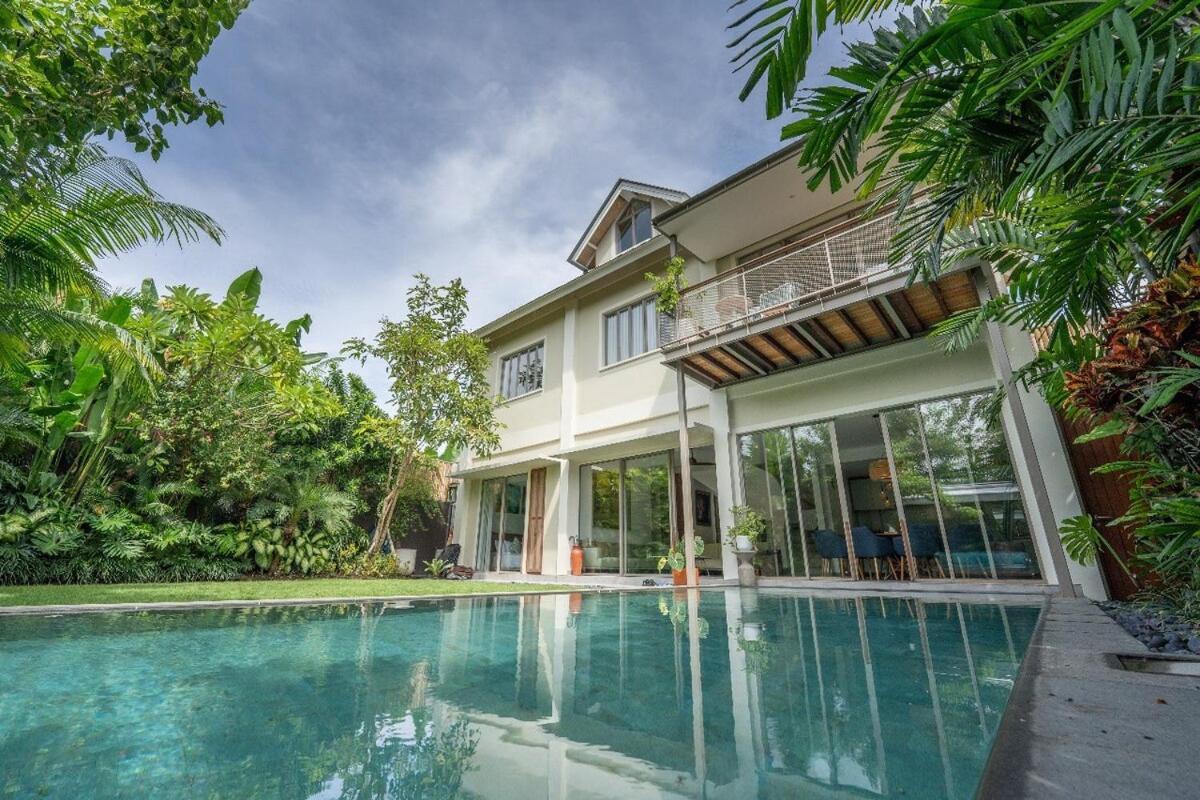 Luxurious Villa L'Abri - Umalas - Canggu - 4Br ภายนอก รูปภาพ